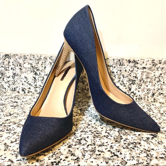 Steve Madden Shoes - Steve Madden Denim Pointed Toe Heel 7.5
